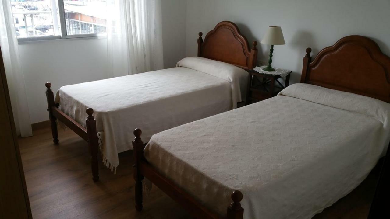 Apartamentos Orillamar O Grove Exteriör bild